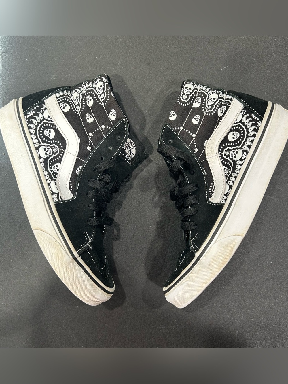 Vans Unisex Hi Top Skull Day o the Dead Sneakers Black & White Womens Size 6
